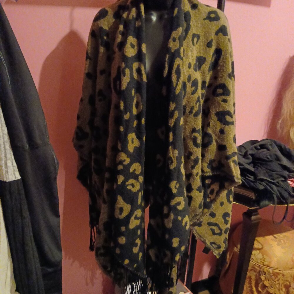 Cheetah Print Shawl :)